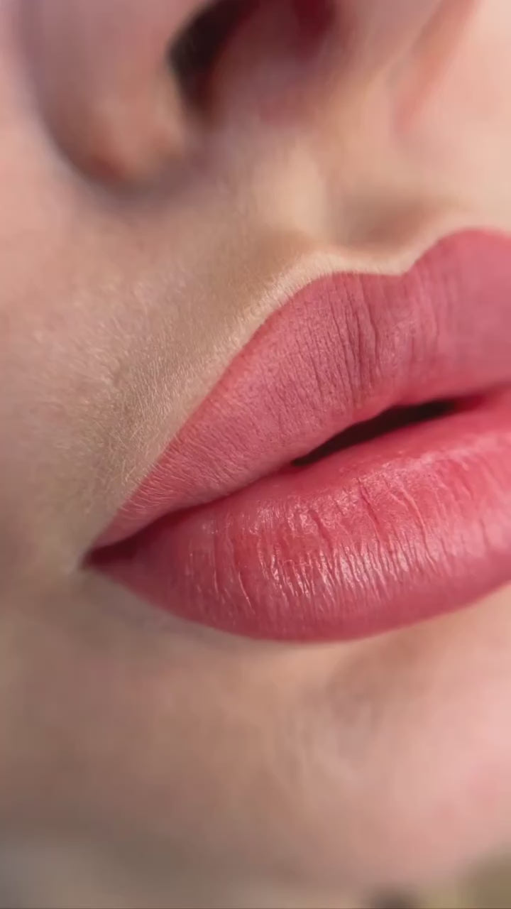 Lips blush
